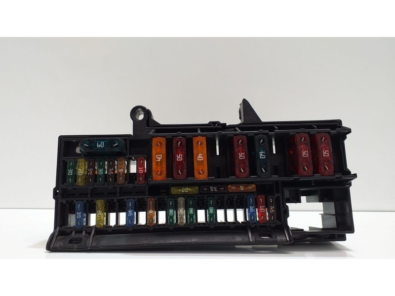 Recambio de caja reles / fusibles para bmw serie 7 (e65/e66) 735i referencia OEM IAM 6900582 53311 
