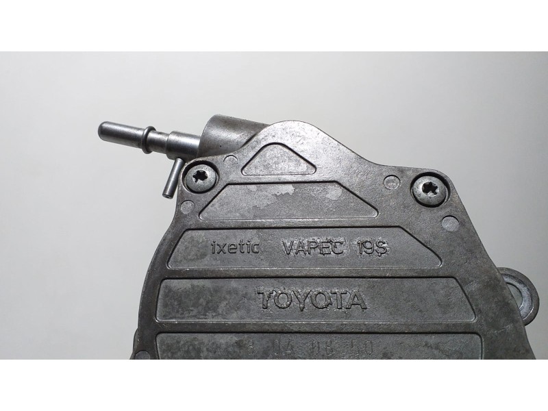Recambio de depresor freno / bomba vacio para toyota corolla verso (r1) 2,2 d-4d sport referencia OEM IAM 2ADFHV 65321 