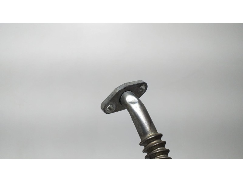 Recambio de tubo para toyota corolla verso (r1) 2,2 d-4d sport referencia OEM IAM 2ADFHV 65325 