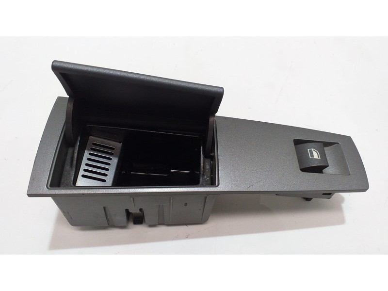 Recambio de mando elevalunas trasero izquierdo para bmw serie 7 (e65/e66) 735i referencia OEM IAM 7024489 53315 