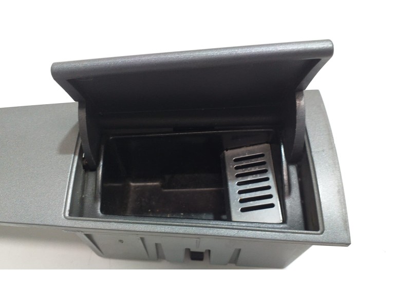 Recambio de mando elevalunas trasero derecho para bmw serie 7 (e65/e66) 735i referencia OEM IAM 7024490 53316 