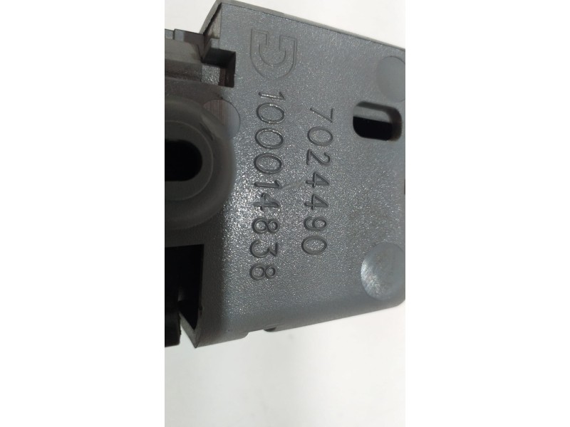 Recambio de mando elevalunas trasero derecho para bmw serie 7 (e65/e66) 735i referencia OEM IAM 7024490 53316 