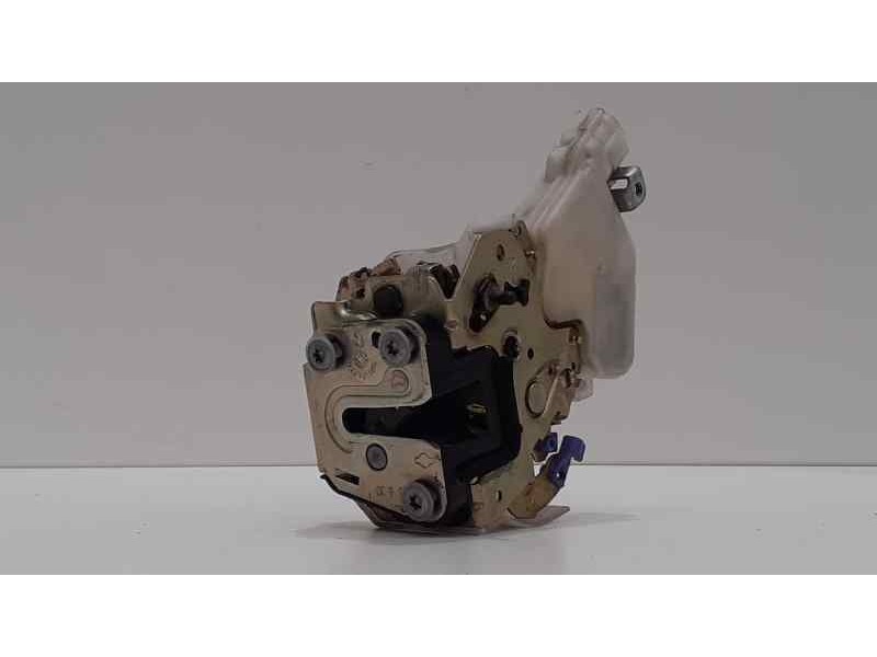 Recambio de cerradura puerta trasera derecha para nissan x-trail (t30) comfort referencia OEM IAM 805524U300 40250 