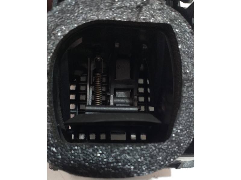 Recambio de rejilla aireadora para bmw serie 7 (e65/e66) 735i referencia OEM IAM 51167011612 53317 