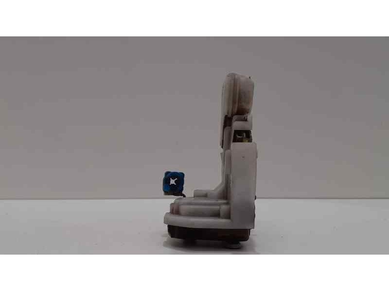 Recambio de cerradura puerta trasera izquierda para nissan x-trail (t30) comfort referencia OEM IAM 80553AA300 40251 