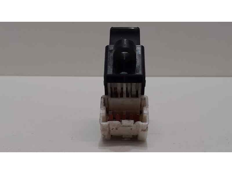 Recambio de mando elevalunas trasero izquierdo para nissan x-trail (t30) edition elegance referencia OEM IAM 254110V000 40255 