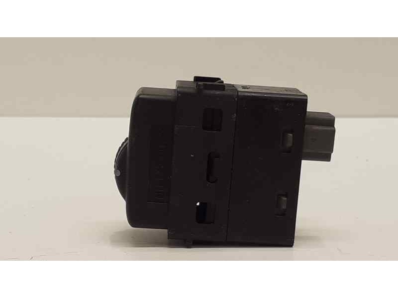 Recambio de interruptor para nissan x-trail (t30) comfort referencia OEM IAM 5824B 40273 