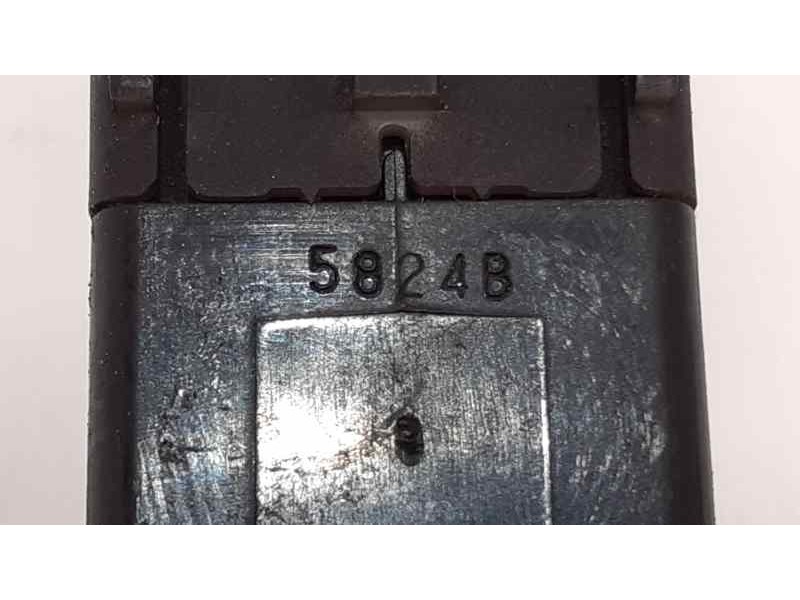 Recambio de interruptor para nissan x-trail (t30) comfort referencia OEM IAM 5824B 40273 