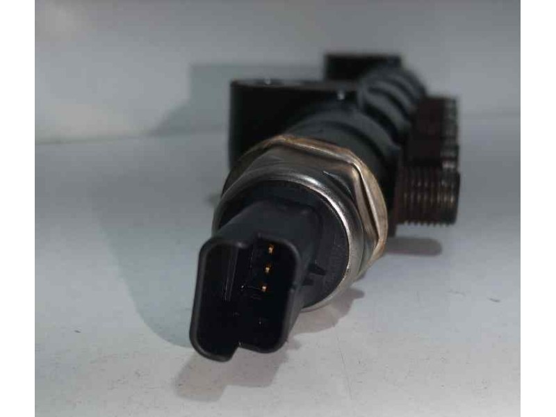 Recambio de rampa inyectora para peugeot 307 (s1) 1.6 hdi referencia OEM IAM 9654592680 80645 