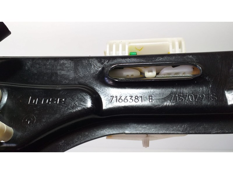 Recambio de elevalunas trasero izquierdo para bmw x5 (e70) xdrive30d referencia OEM IAM 7166381E 73839 R