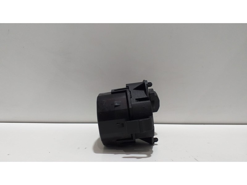 Recambio de motor apertura trampillas climatizador para bmw serie 7 (e65/e66) 735i referencia OEM IAM 6911820 53345 