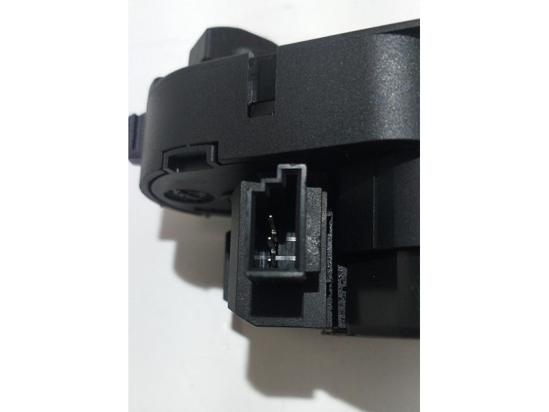 Recambio de motor apertura trampillas climatizador para bmw serie 7 (e65/e66) 735i referencia OEM IAM 6911826 53346 