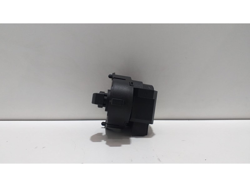 Recambio de motor apertura trampillas climatizador para bmw serie 7 (e65/e66) 735i referencia OEM IAM 6911819 53348 