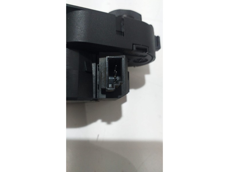 Recambio de motor apertura trampillas climatizador para bmw serie 7 (e65/e66) 735i referencia OEM IAM 6911819 53348 