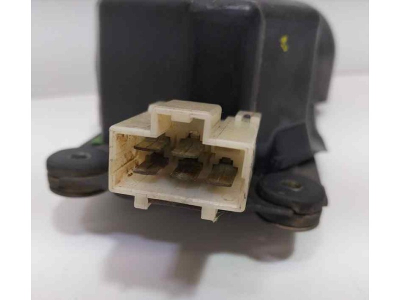 Recambio de motor limpia delantero para nissan terrano/terrano.ii (r20) se (5-ptas.) referencia OEM IAM 9390332388 85484 