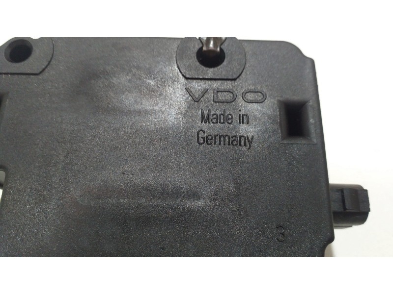 Recambio de tapa exterior combustible para bmw serie 7 (e65/e66) 735i referencia OEM IAM 67118381522 53352 