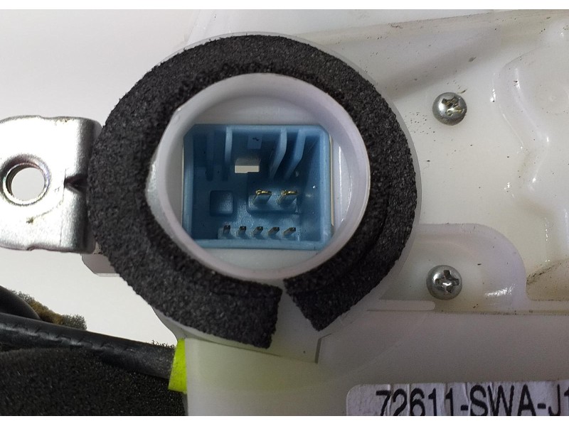 Recambio de cerradura puerta trasera derecha para honda cr-v (re) comfort referencia OEM IAM 72611SWA 73855 R