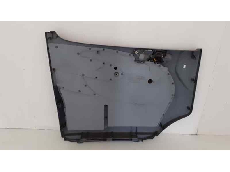 Recambio de guarnecido puerta delantera derecha para mercedes-benz sprinter 02.00  caja abierta 211 cdi (902.611-612) referencia