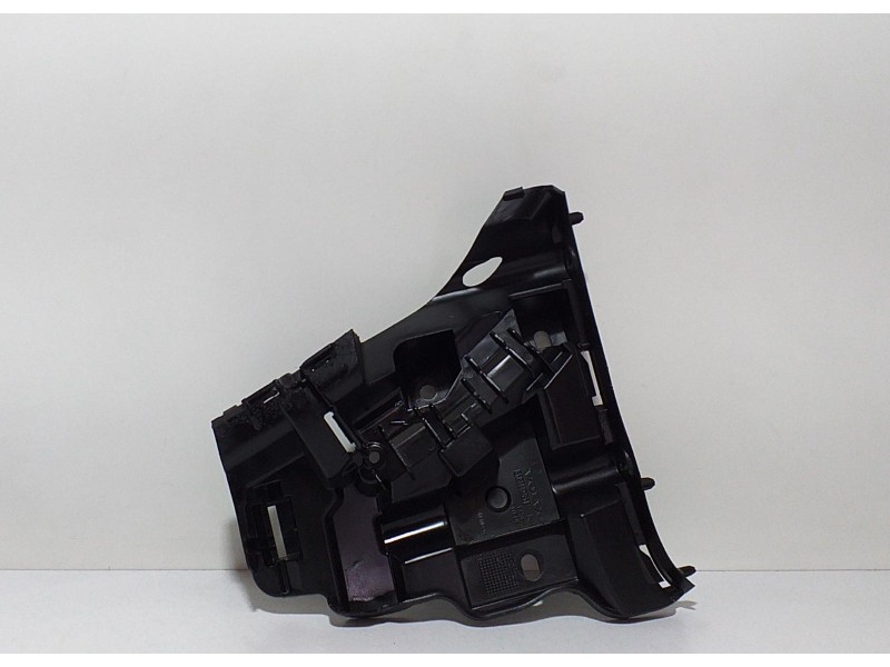 Recambio de guia paragolpes delantera derecha para volvo xc70 kinetic awd referencia OEM IAM 31214961 65418 