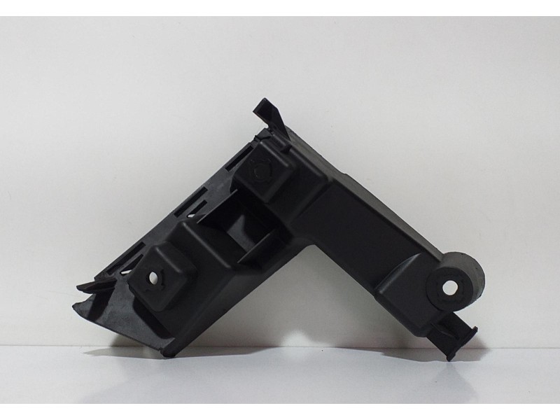 Recambio de molduras traseras para volvo xc70 kinetic awd referencia OEM IAM 30678651 65421 