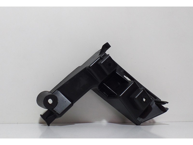 Recambio de molduras traseras para volvo xc70 kinetic awd referencia OEM IAM 30678650 65422 