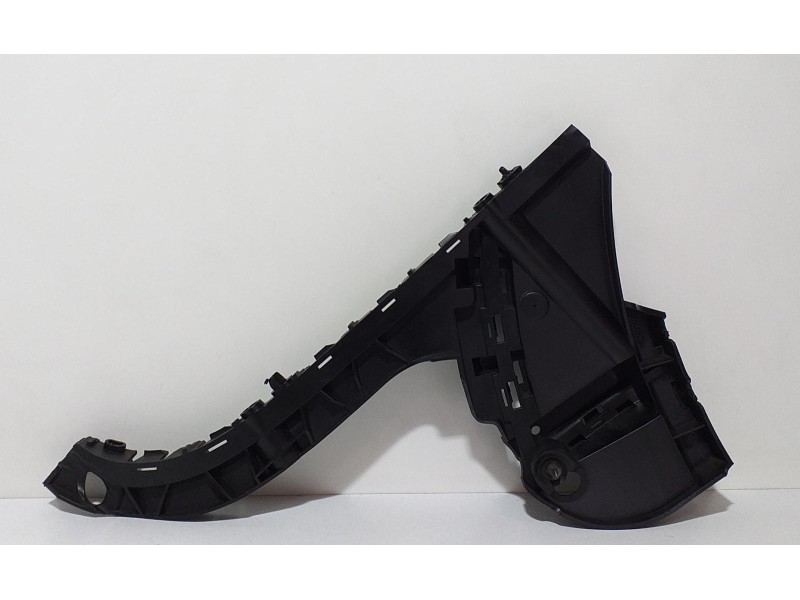 Recambio de molduras traseras para volvo xc70 kinetic awd referencia OEM IAM 30678703 65423 