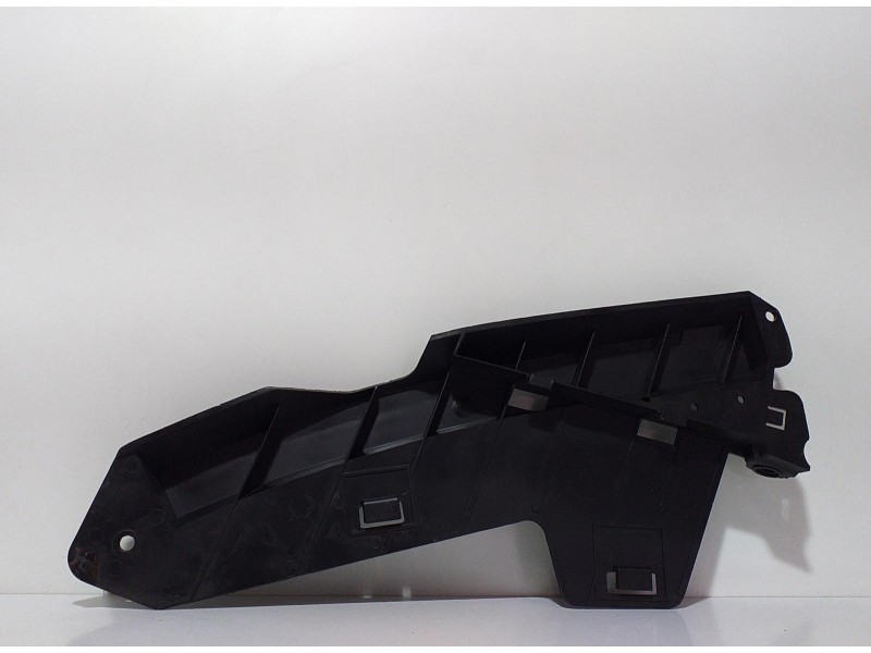 Recambio de guia paragolpes delantera derecha para volvo xc70 kinetic awd referencia OEM IAM 30796388 65424 