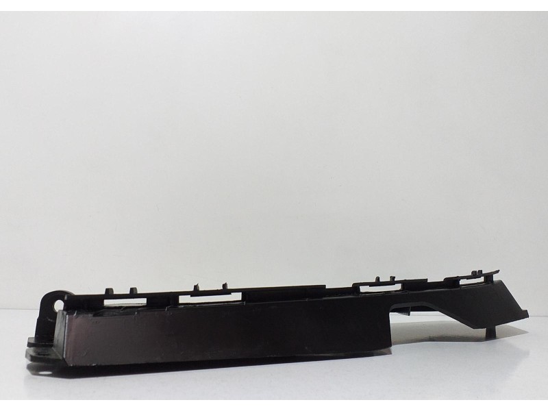 Recambio de guia paragolpes delantera izquierda para volvo xc70 kinetic awd referencia OEM IAM 30796387 65425 
