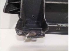 Recambio de portamatriculas para nissan terrano/terrano.ii (r20) se (5-ptas.) referencia OEM IAM 858120F010 85494  2