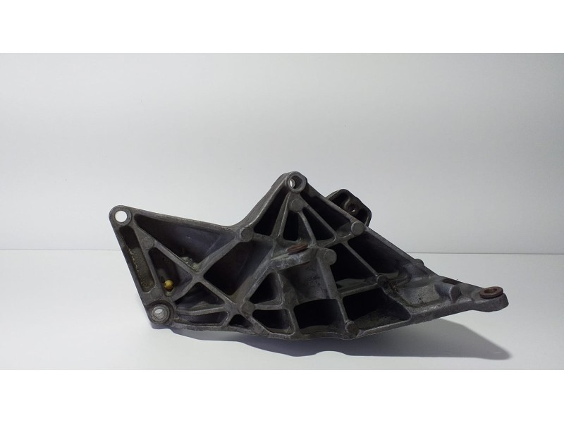 Recambio de soporte alternador para jaguar xj 2.7 d xj6 executive referencia OEM IAM 4R8Q10239DB 73881 R