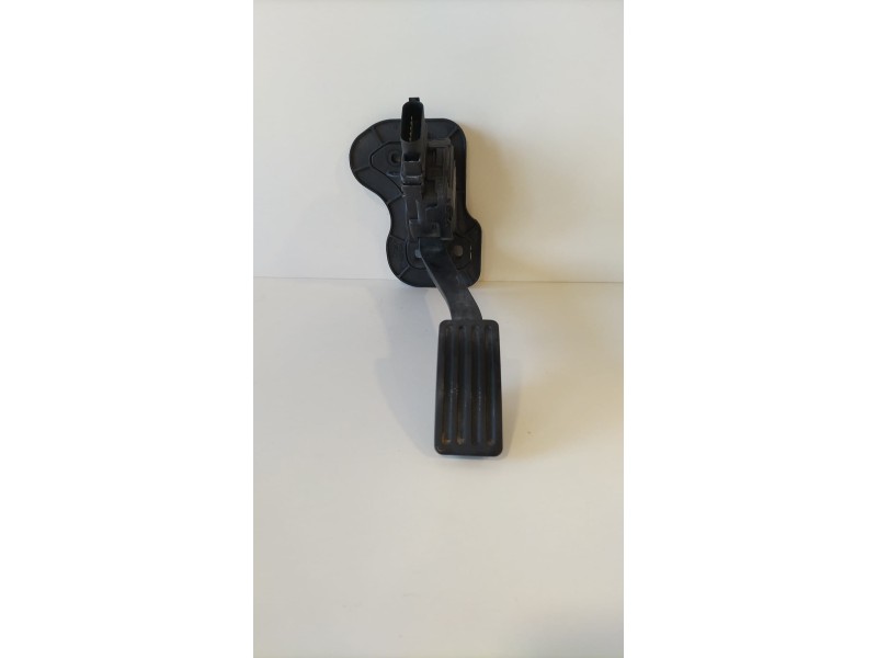Recambio de potenciometro pedal para ford transit caja abierta ´06 2.4 tdci cat referencia OEM IAM 6C119F836CB 73904 R