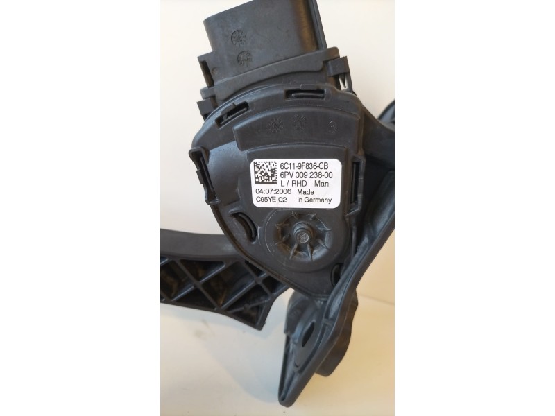 Recambio de potenciometro pedal para ford transit caja abierta ´06 2.4 tdci cat referencia OEM IAM 6C119F836CB 73904 R
