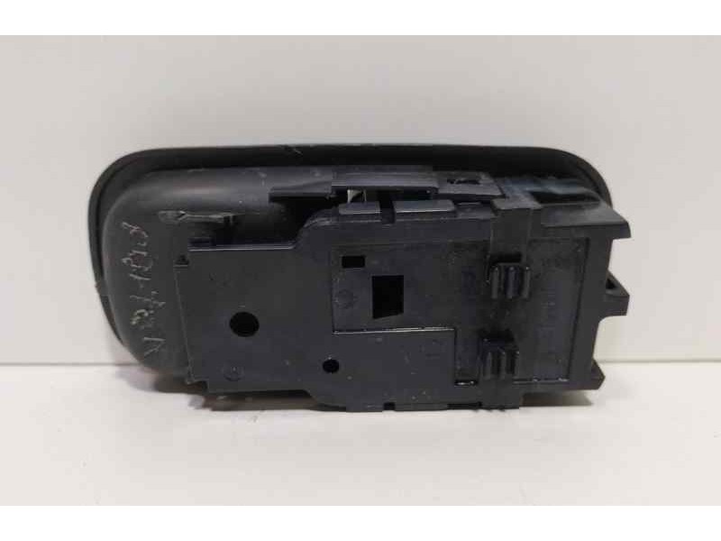 Recambio de maneta interior porton para nissan terrano/terrano.ii (r20) se (5-ptas.) referencia OEM IAM 806711F210 85507 