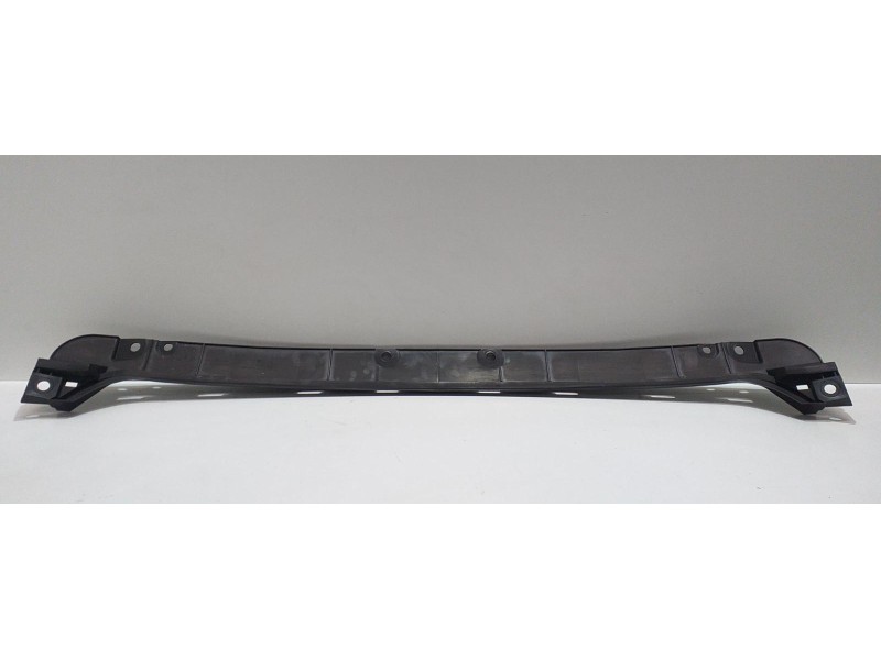 Recambio de molduras traseras para bmw serie 7 (e65/e66) 735i referencia OEM IAM 51128223270 53380 