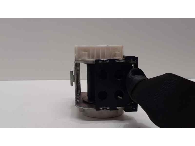 Recambio de cinturon seguridad trasero derecho para bmw x3 (e83) xdrive 20d referencia OEM IAM 33061260B 40536 