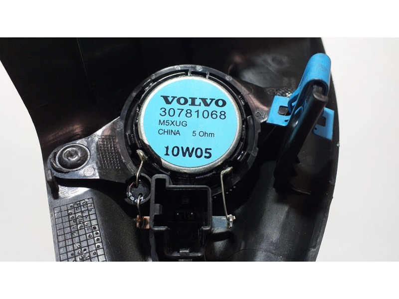 Recambio de sistema audio / radio cd para volvo xc70 kinetic awd referencia OEM IAM 30781068 65476 