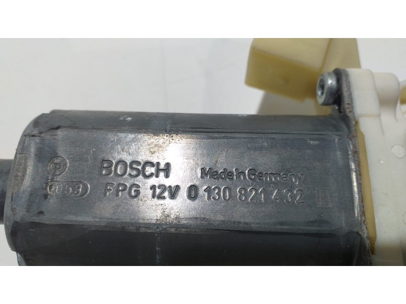 Recambio de motor elevalunas delantero derecho para mercedes-benz clase cls (w219) 280 / 300 grand edition (219.354) referencia 