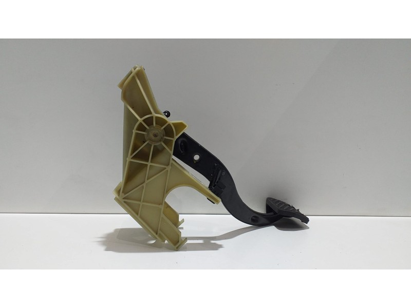 Recambio de pedal freno para bmw serie 7 (e65/e66) 735i referencia OEM IAM 35106752517 53402 