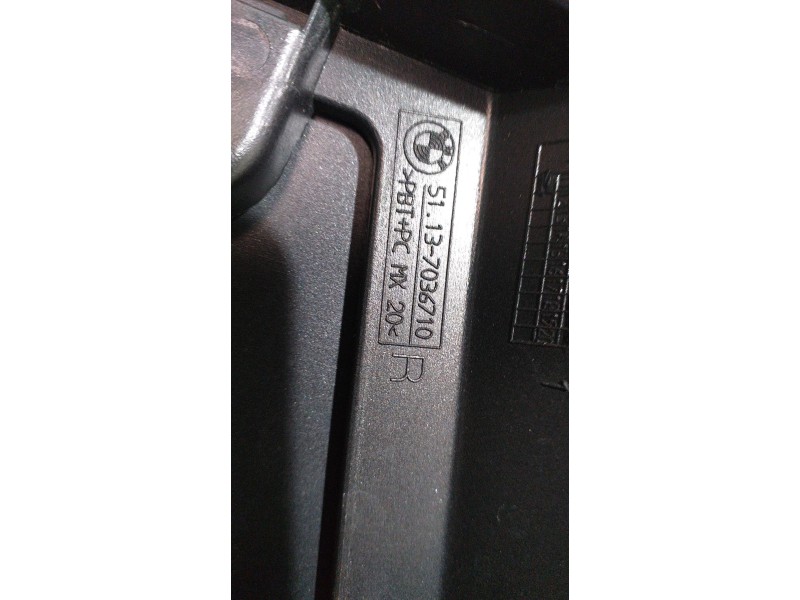 Recambio de portamatriculas para bmw serie 7 (e65/e66) 735i referencia OEM IAM 51138223241 56407 