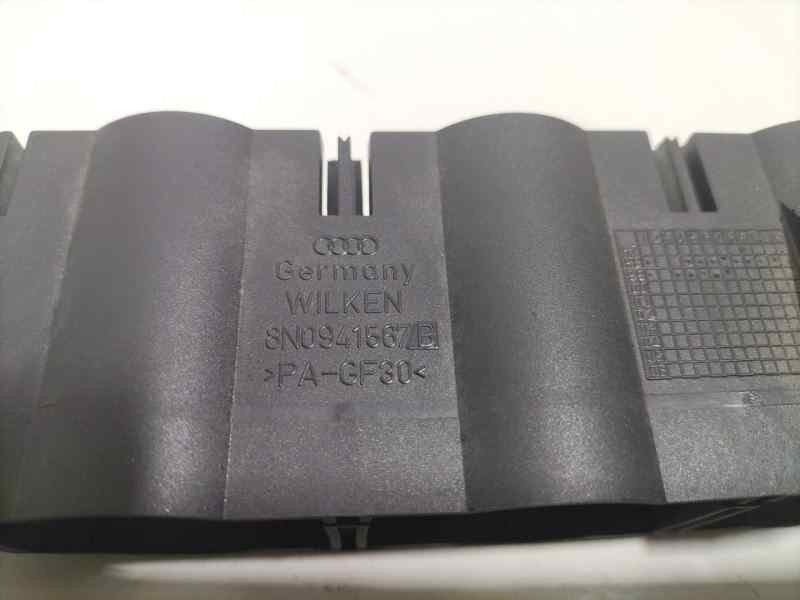 Recambio de moldura para audi tt (8n3/8n9) 1.8 t roadster (132kw) referencia OEM IAM 8N0941567B 80736 