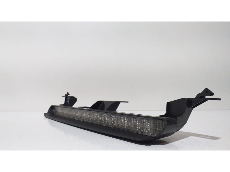 Recambio de luz central de freno para volvo xc70 kinetic awd referencia OEM IAM 30763884 65495 