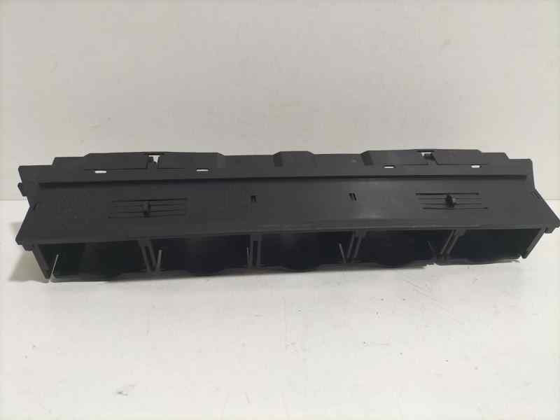 Recambio de moldura para audi tt (8n3/8n9) 1.8 t roadster (132kw) referencia OEM IAM 8N0941567B 80736 