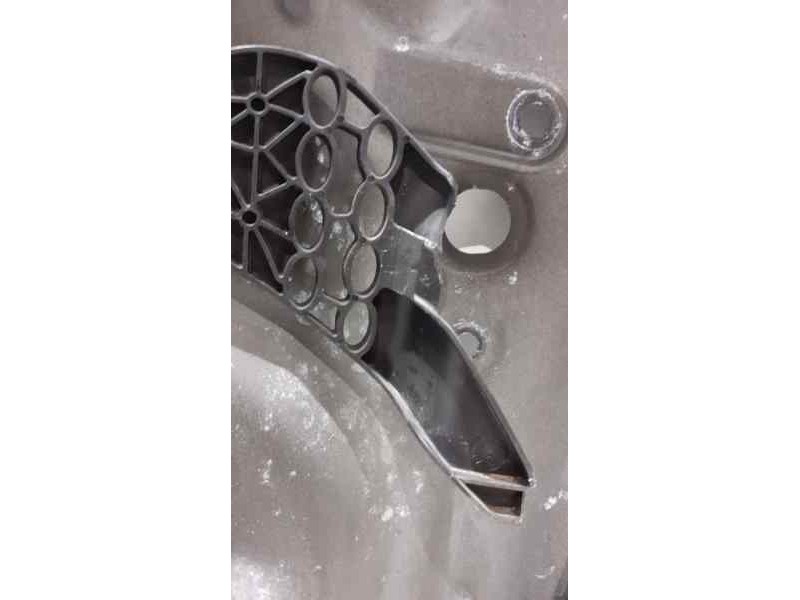 Recambio de puerta delantera izquierda para volkswagen touareg (7la) tdi v10 referencia OEM IAM 7L6837729 40867 