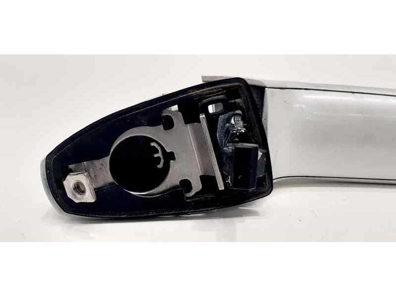 Recambio de maneta exterior delantera izquierda para bmw serie 2 active tourer (f45) 218d referencia OEM IAM  41116 
