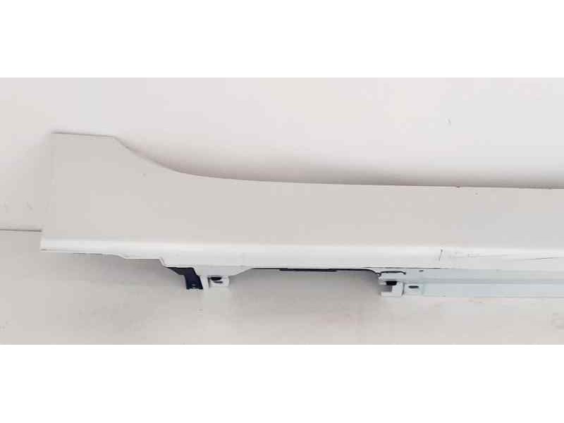 Recambio de estribos laterales para bmw serie 2 active tourer (f45) 218d referencia OEM IAM  41132 