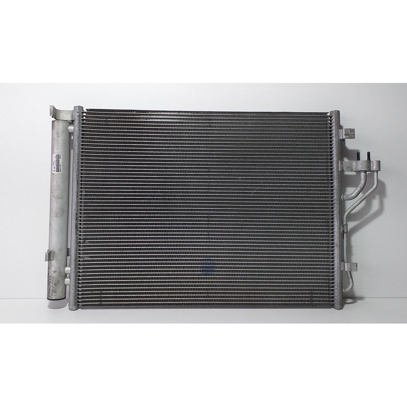 Recambio de condensador / radiador aire acondicionado para kia sportage concept 4x2 referencia OEM IAM 976062S500 72462 R