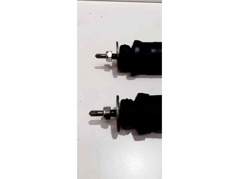 Recambio de juego amortiguadores trasero para mercedes-benz clase clk (w209) coupe 220 cdi (209.308) referencia OEM IAM 20832301