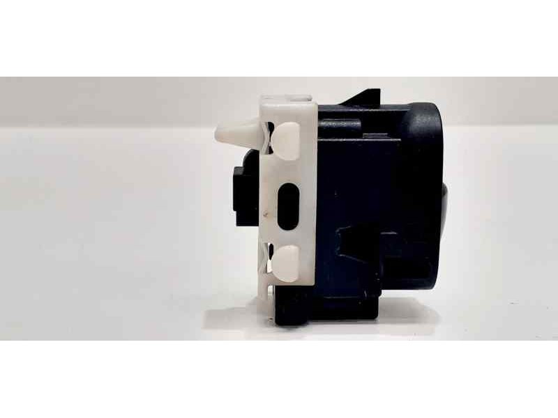 Recambio de mando elevalunas delantero derecho para mercedes-benz clase clk (w209) coupe 220 cdi (209.308) referencia OEM IAM A2