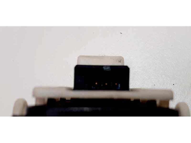 Recambio de mando elevalunas delantero derecho para mercedes-benz clase clk (w209) coupe 220 cdi (209.308) referencia OEM IAM A2