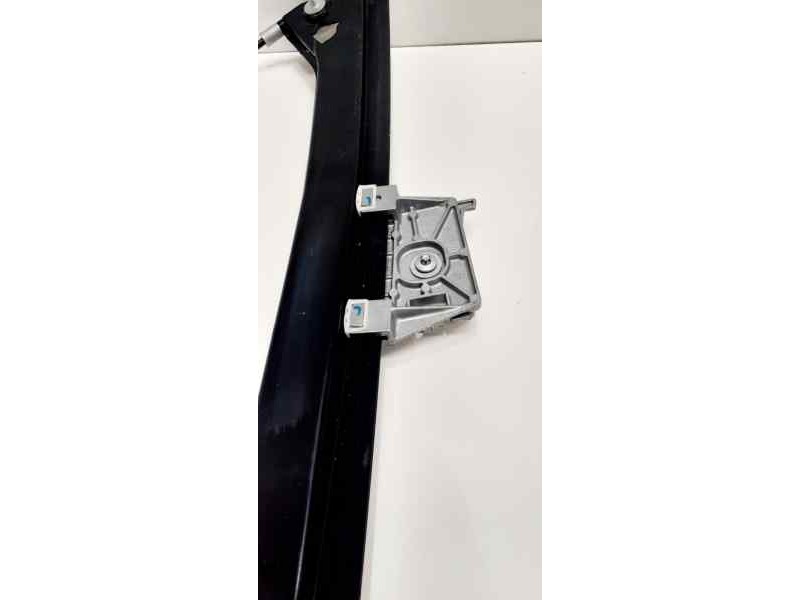Recambio de elevalunas delantero derecho para mercedes-benz clase clk (w209) coupe 220 cdi (209.308) referencia OEM IAM A2308200